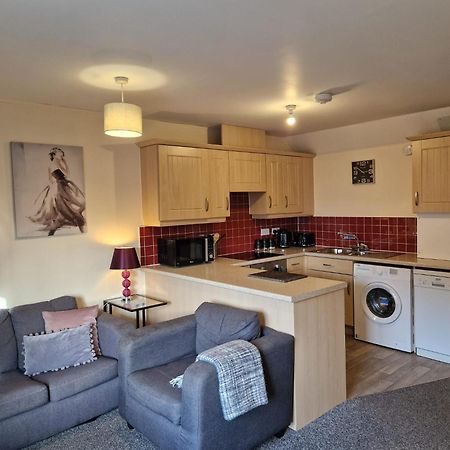 Hereford - Mayflower Coach House, Modern 2 Bedroom Property With Parking, Located South Of Hereford City, Suitable For Small Family, Couple Or Contractors - Sleeps Up To 5 Guests - Hosted By Rentmyhouse ภายนอก รูปภาพ