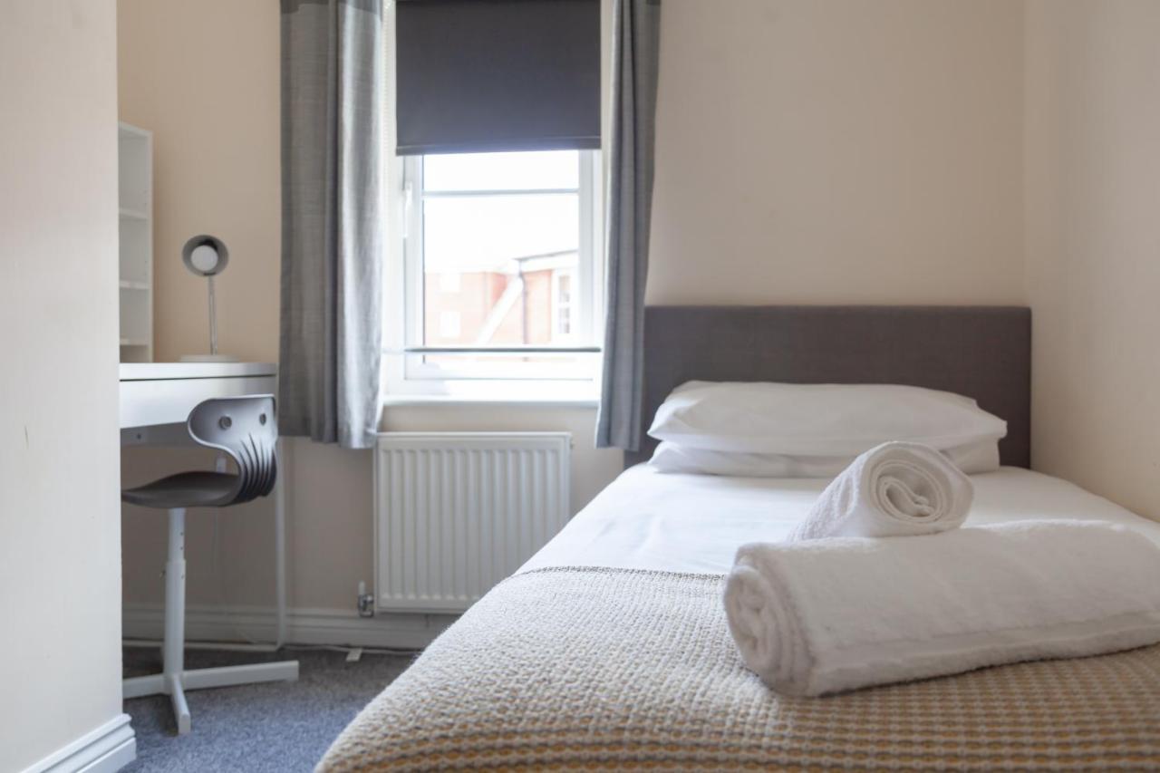 Hereford - Mayflower Coach House, Modern 2 Bedroom Property With Parking, Located South Of Hereford City, Suitable For Small Family, Couple Or Contractors - Sleeps Up To 5 Guests - Hosted By Rentmyhouse ภายนอก รูปภาพ